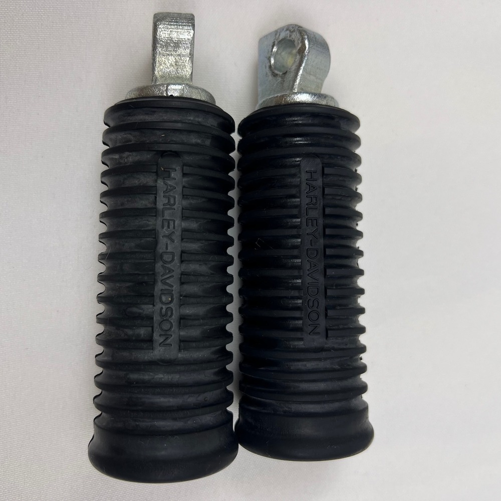 Harley-Davidson Foot Pegs Ribbed Black Rubber Motorcycle Footrests Excellent OEM